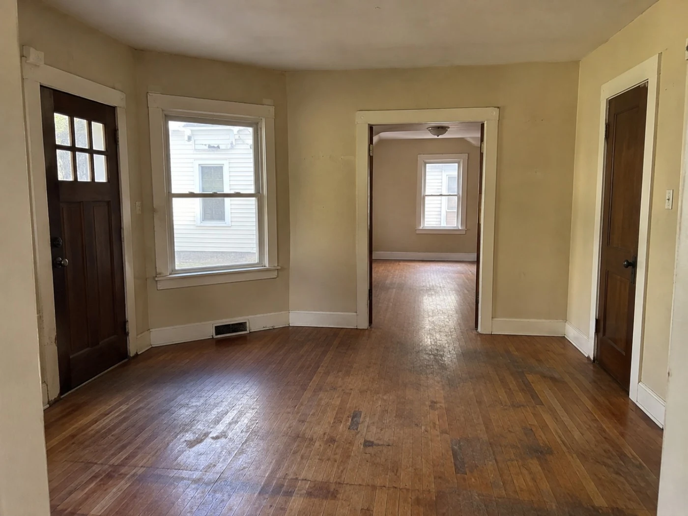 Main room before painting in the West Dallas house